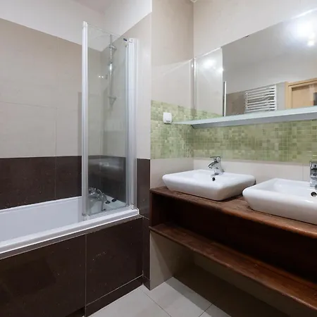 Piotrkowska-ll-70m Cosy&freeparking Apartamento