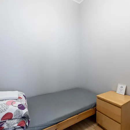 Piotrkowska-ll-70m Cosy&freeparking Apartment Lodz (Lodz)