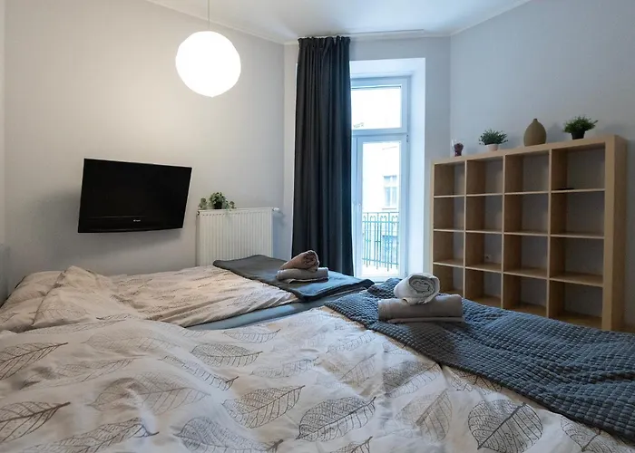 Lägenhet Piotrkowska-ll-70m Cosy&freeparking Łódź